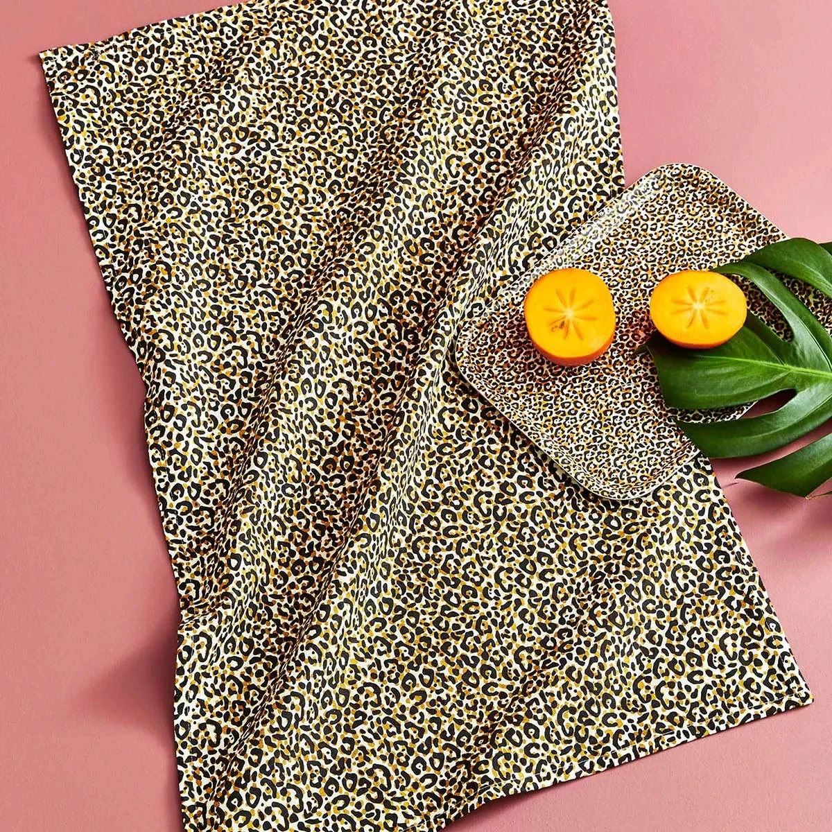 Spode Creatures Of Curiosity Tea Towel - Leopard 2 Spode Creatures Of Curiosity Tea Towel - Leopard - Image 2