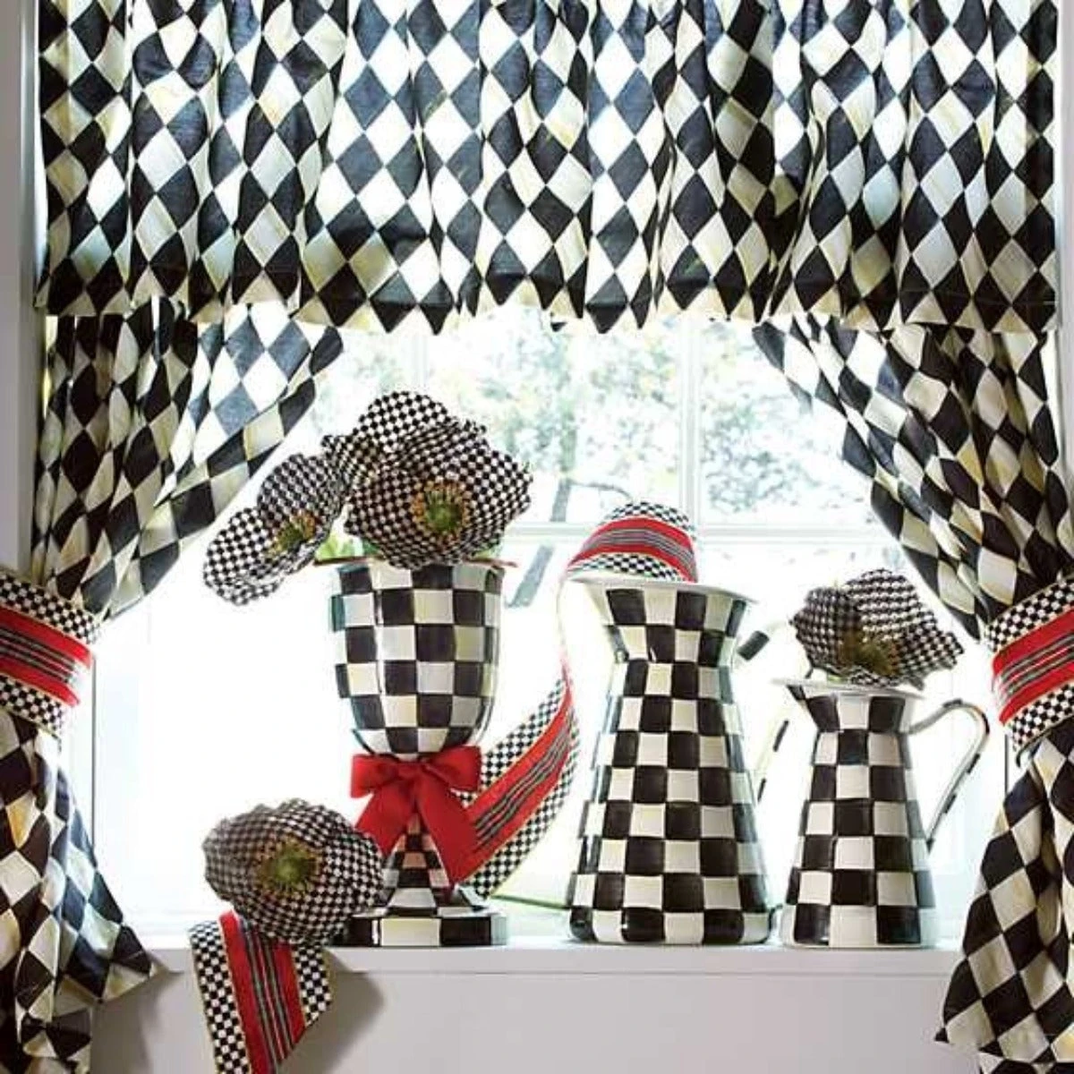 MacKenzie-Childs Courtley Check Practical Medium Pitcher 2 MacKenzie-Childs Courtley Check Practical Medium Pitcher - Image 2