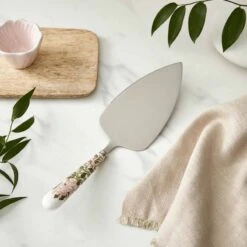 Spode Morris & Co Cake Slice -Kitchenware Discount Store MCO1104 XG 4daa18c0 dfb2 4157 b356 439980d4ca96