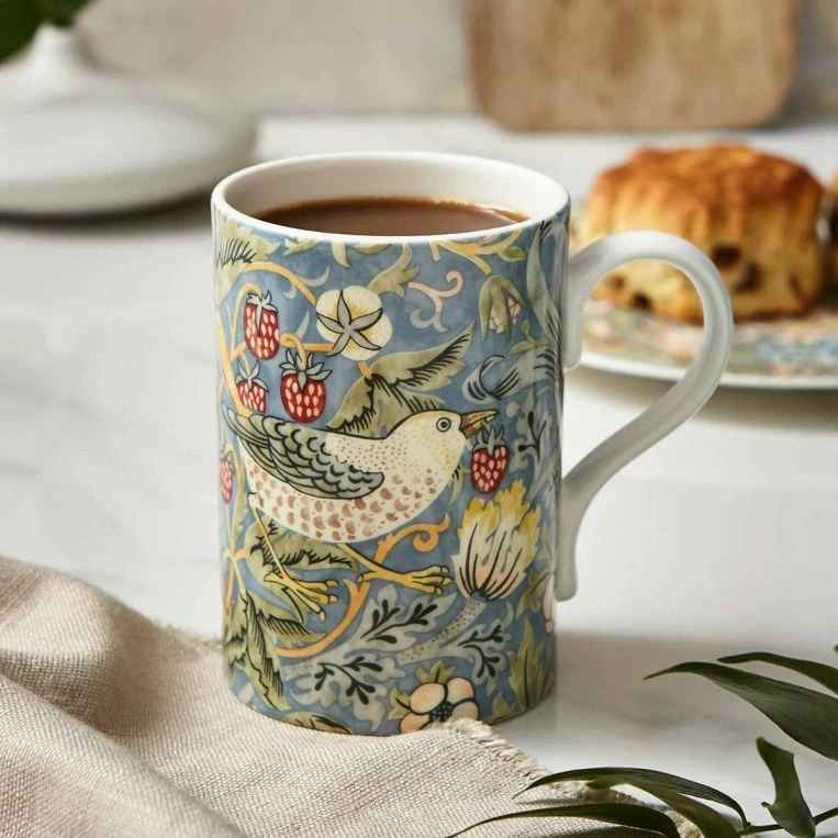 Spode Morris & Co Mug - Strawberry Thief 2 Spode Morris & Co Mug - Strawberry Thief - Image 2